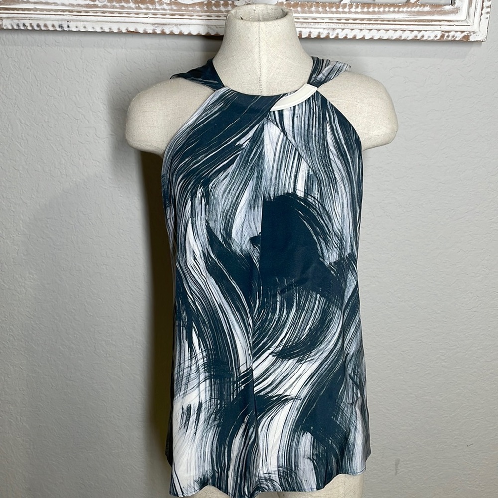 Lafayette 148 silk top size 2